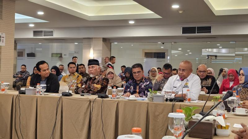 Usung Program Galeh Babelok, Gubernur Sumbar Gandeng Kadin Riau