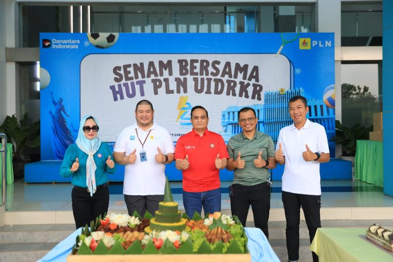 Peringati HUT ke-23, PLN UID RKR Bersama PIKK Lakukan Acara Syukuran dan Beri Apresiasi Untuk Anak Berprestasi