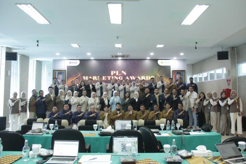 PLN UID Riau Kepri Perkuat Strategi Pemasaran di Marketing Award 2025