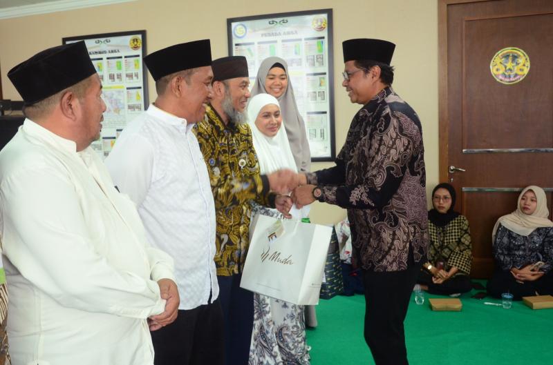 khidmat-pt-bsp-gelar-pelepasan-12-calon-jamaah-haji-tahun-2026
